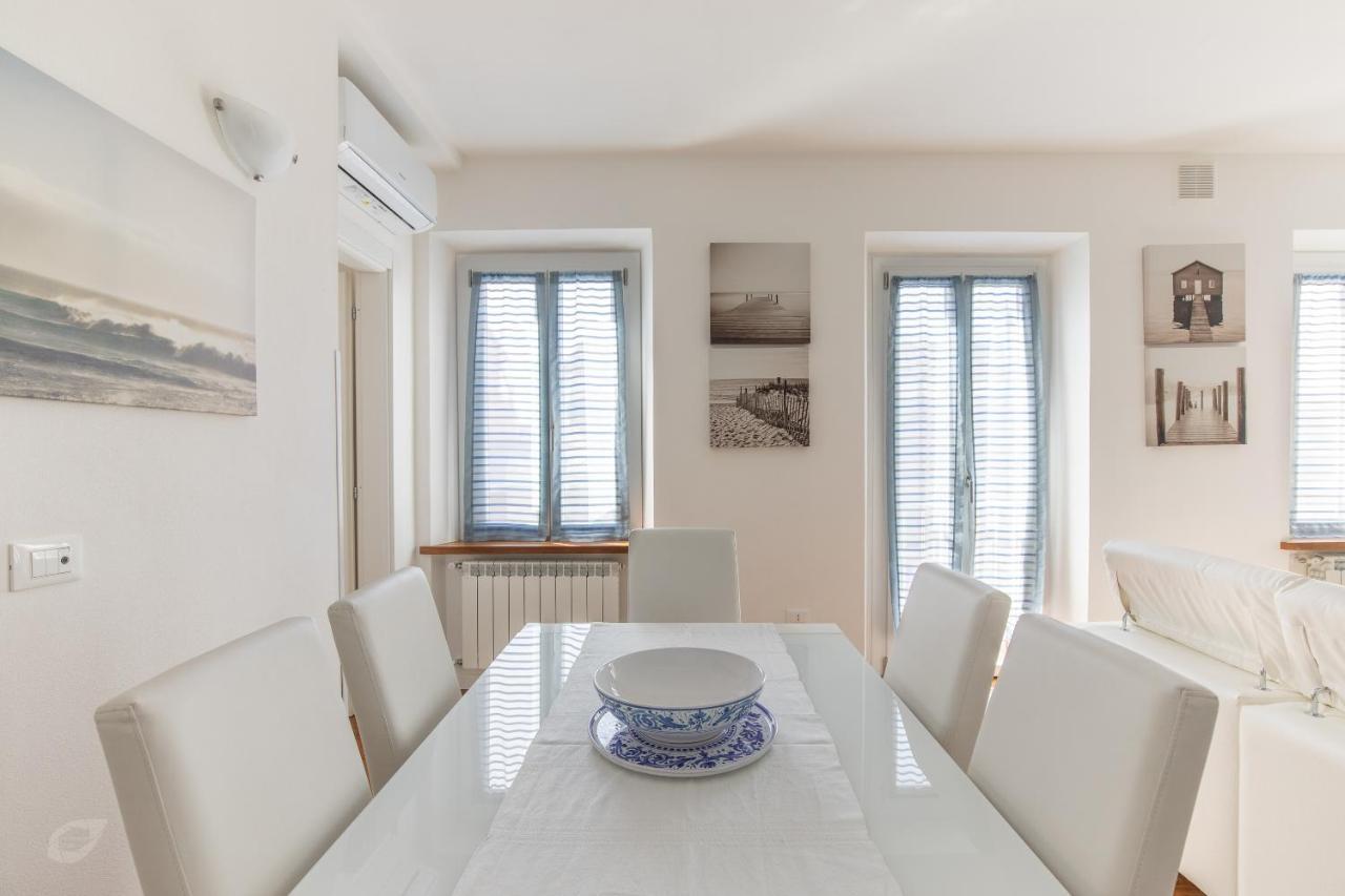 Elena House White Apartment ヴィアレッジョ エクステリア 写真