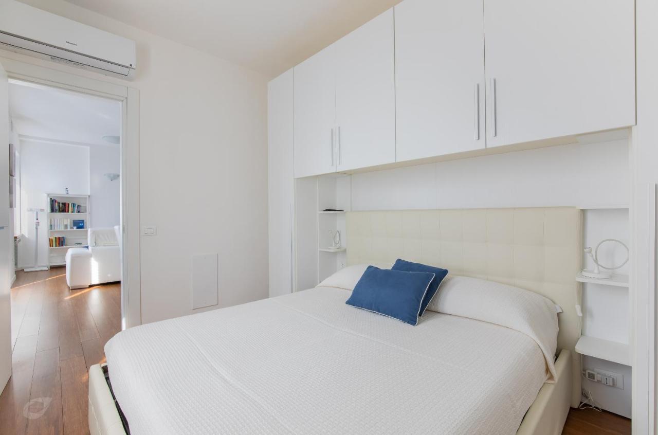 Elena House White Apartment ヴィアレッジョ エクステリア 写真